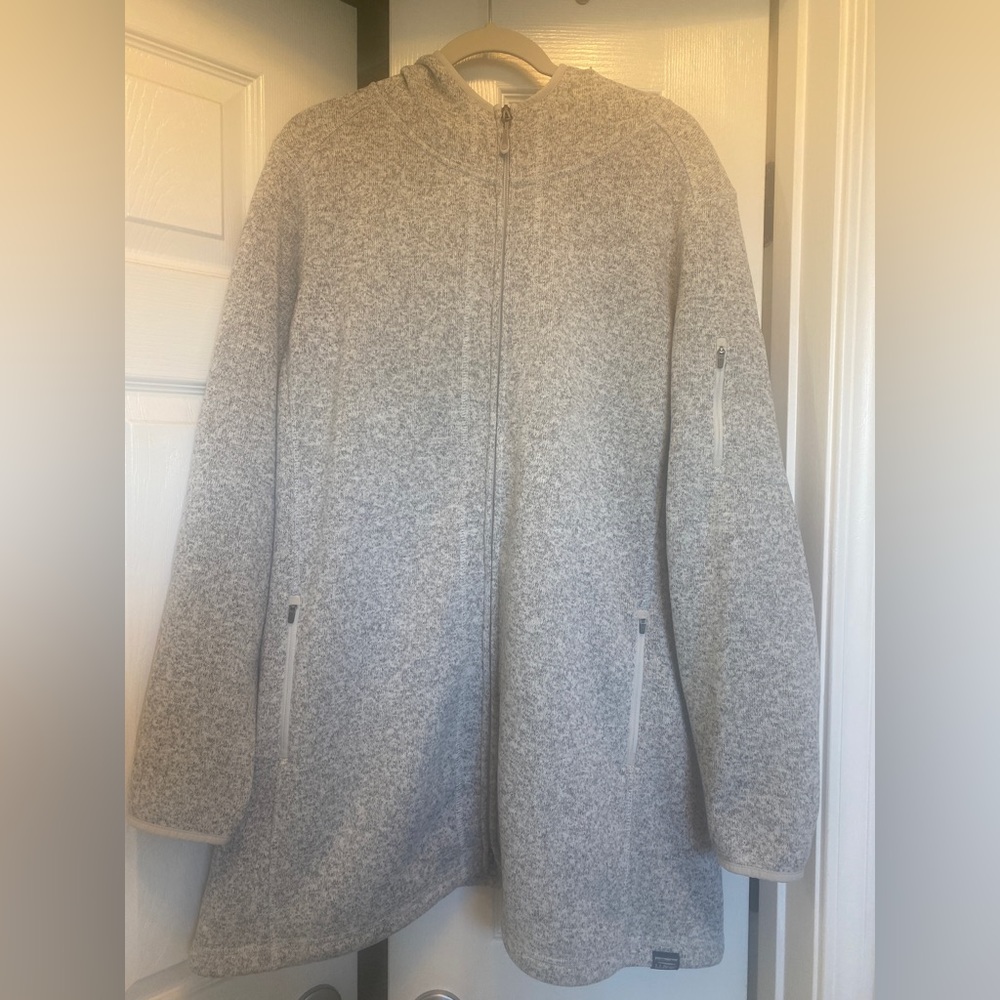 Women’s full zip jacket with hood